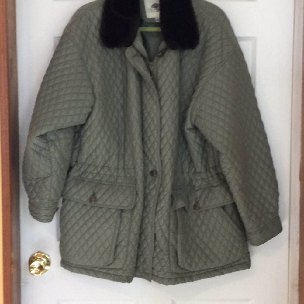Men’s jacket size medium